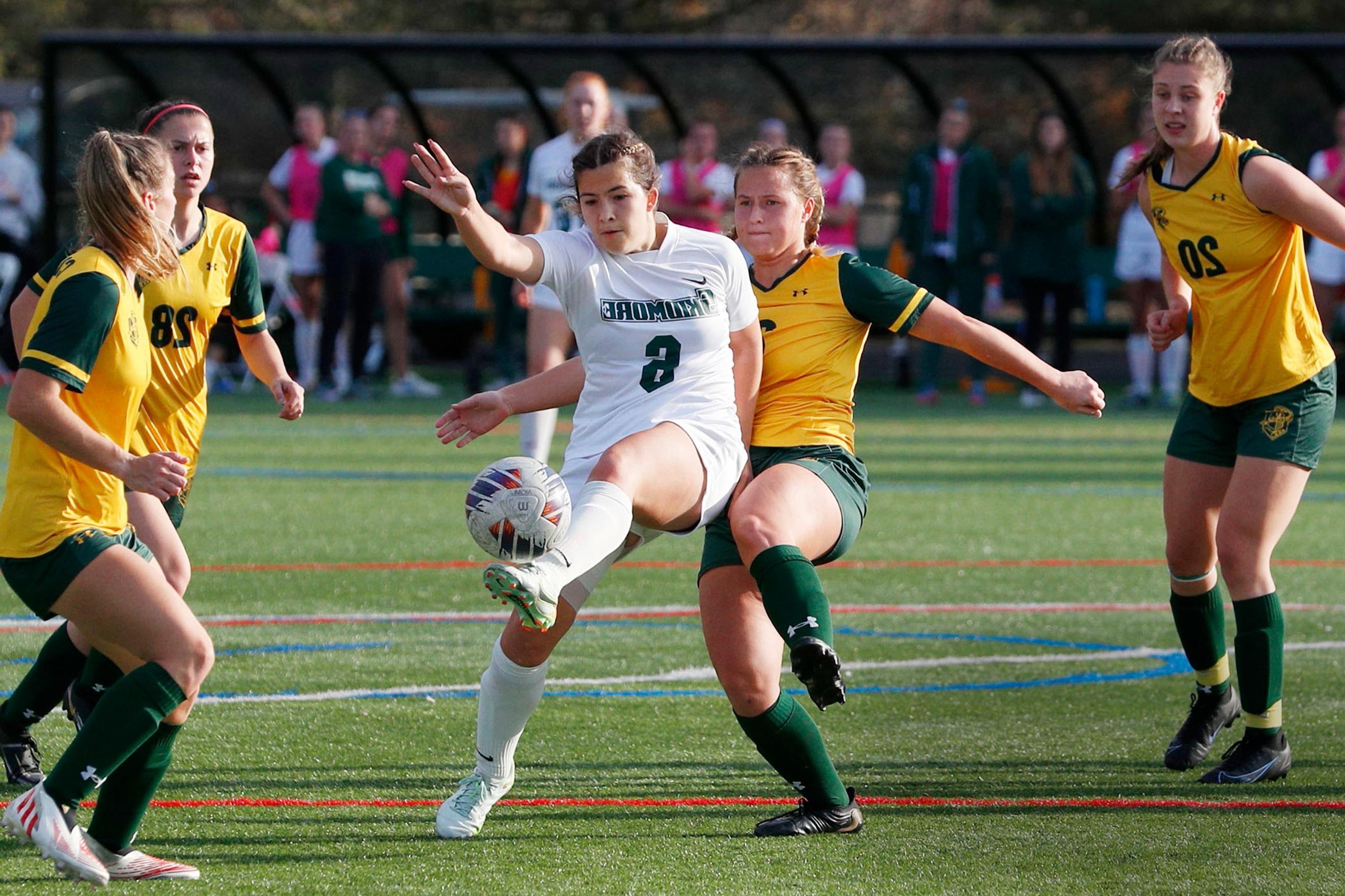 Kat Dunn ’24 rapidly transformed herself from a “super-sub” hoping for game time to Skidmore
